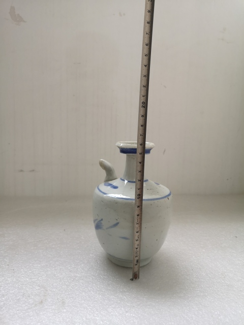 古玩陶瓷清代中期青花盤口無柄壺拍賣,當前價格580元