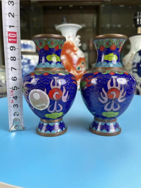 古玩陶瓷銅胎 掐絲琺瑯彩  龍紋盤口瓶一對拍賣，當前價格650元