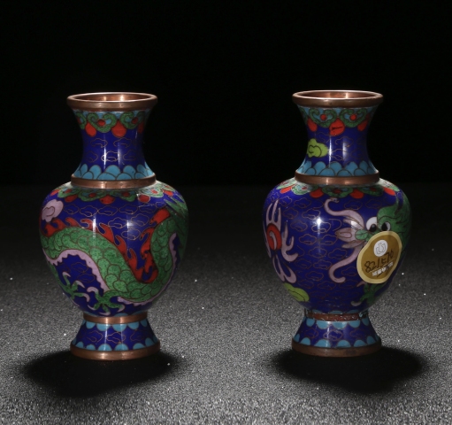 古玩陶瓷銅胎 掐絲琺瑯彩  龍紋盤口瓶一對拍賣，當前價格650元