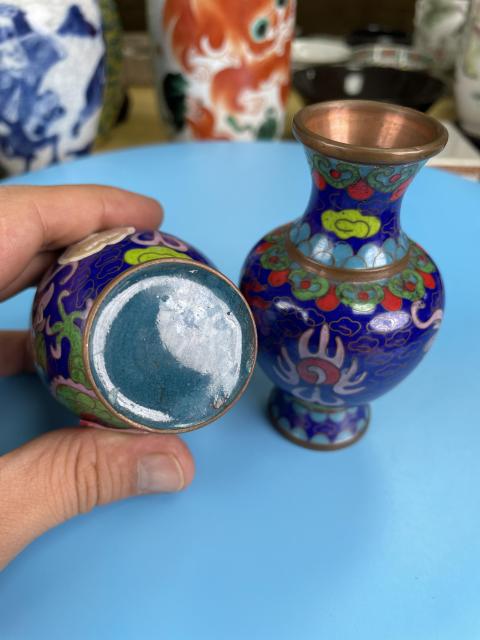 古玩陶瓷銅胎 掐絲琺瑯彩  龍紋盤口瓶一對拍賣，當前價格650元