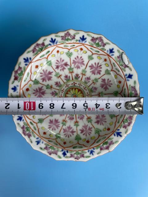 古玩陶瓷清咸豐 精品料彩粉彩花卉紋高足菱口盤拍賣,當(dāng)前價格2100元