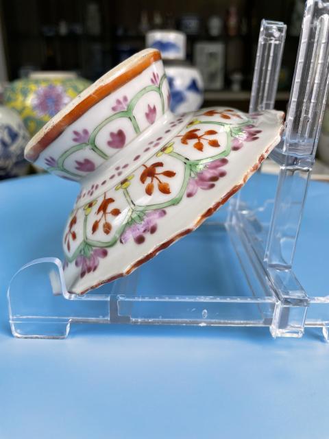古玩陶瓷清咸豐 精品料彩粉彩花卉紋高足菱口盤拍賣,當(dāng)前價格2100元