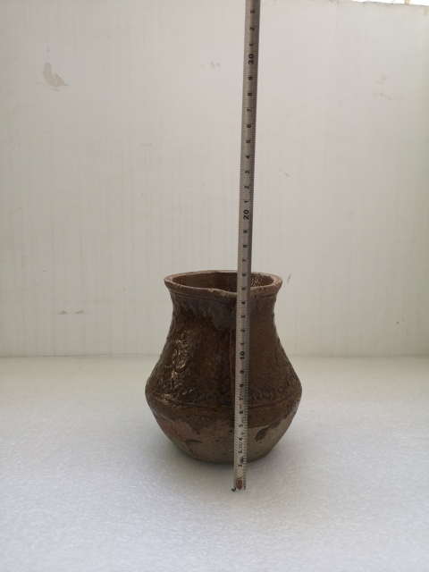 古玩陶瓷清代早期褐釉印花流口執壺拍賣,當前價格680元