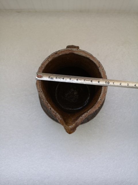 古玩陶瓷清代早期褐釉印花流口執壺拍賣,當前價格680元