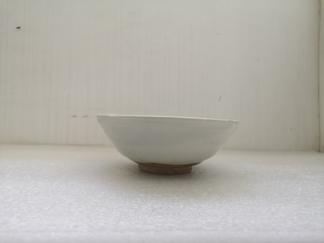 古玩陶瓷元代磁州窯褐彩花卉紋碗拍賣,當前價格450元