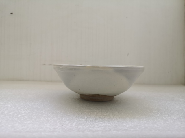 古玩陶瓷元代磁州窯褐彩花卉紋碗拍賣,當前價格450元