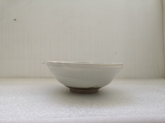古玩陶瓷元代磁州窯褐彩花卉紋碗拍賣,當前價格450元