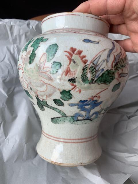 古玩陶瓷清代中期花鳥紋彩繪將軍罐拍賣，當(dāng)前價格2000元