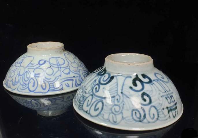 古玩陶瓷晚清纏枝花囍字紋青花碗一對(duì)拍賣，當(dāng)前價(jià)格199元