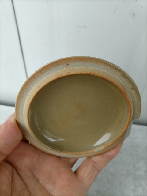 古玩陶瓷龍泉青瓷刻蓮花紋罐蓋拍賣，當前價格300元