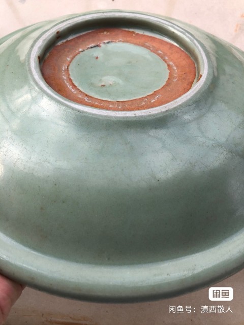 古玩陶瓷青釉印花花卉紋大盤拍賣，當前價格20000元