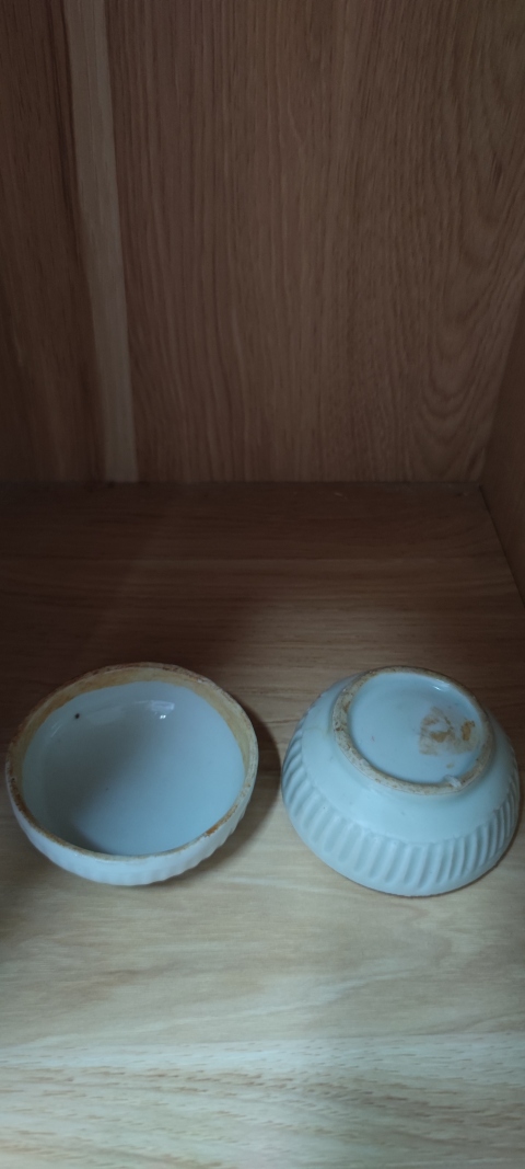 古玩陶瓷【望月樓】明末清初青花印泥盒拍賣,當(dāng)前價(jià)格3000元