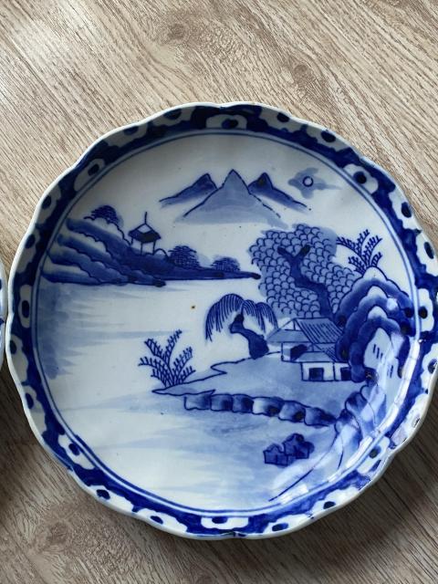 古玩陶瓷日本大正山水紋青花盤拍賣，當前價格350元