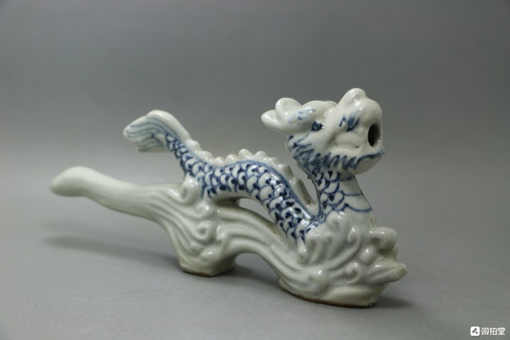 古玩陶瓷青花龍紋煙嘴拍賣,當前價格1200元