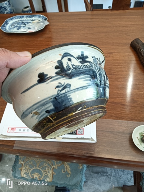 古玩陶瓷清中期鐵銹釉青花山水紋香爐拍賣，當前價格1400元