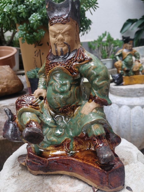 古玩陶瓷清末民國地方窯人物三彩塑像拍賣，當前價格26000元