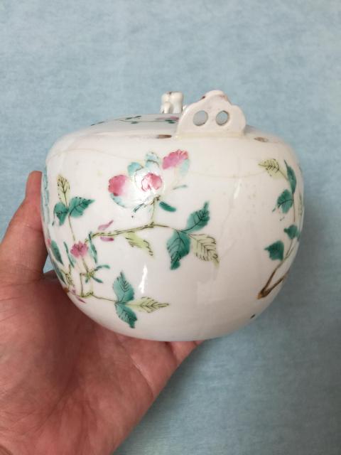 古玩陶瓷清同治 粉彩綠牡丹紋提梁壺拍賣,當前價格1200元