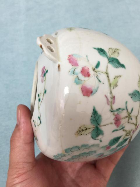 古玩陶瓷清同治 粉彩綠牡丹紋提梁壺拍賣,當前價格1200元