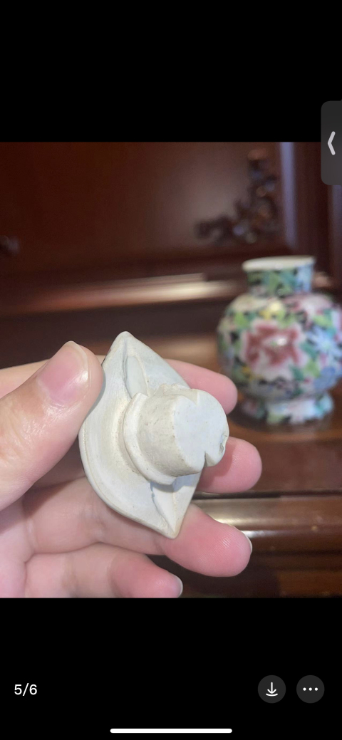 古玩陶瓷民國(guó)大清乾隆年制款百花不落地粉彩蓋罐拍賣(mài)，當(dāng)前價(jià)格1880元