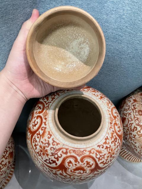 古玩陶瓷晚清景德鎮(zhèn)哥釉礬紅花卉紋將軍罐拍賣，當前價格45000元