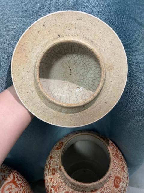 古玩陶瓷晚清景德鎮(zhèn)哥釉礬紅花卉紋將軍罐拍賣，當前價格45000元