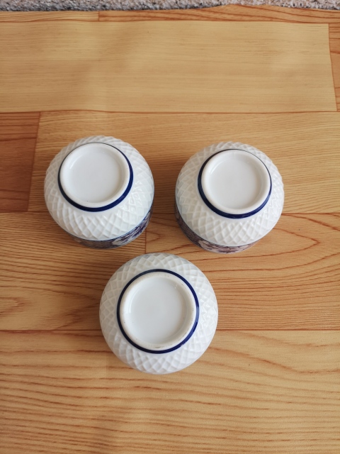 古玩陶瓷六十至八十年代花卉紋青花杯一組拍賣,當前價格168元