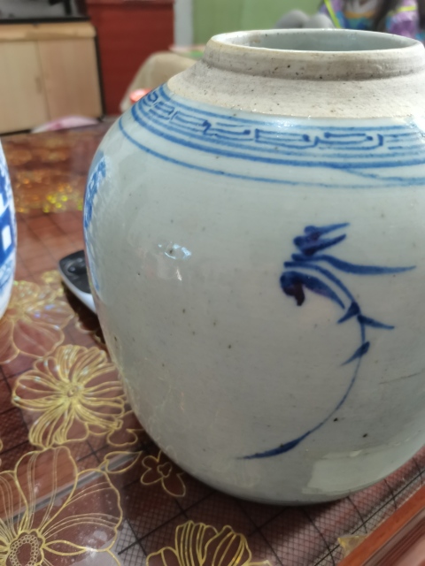 大罐子牡丹大罐嘉慶青花牡丹紋罐，景德鎮窯口拍賣，當前價格1366元