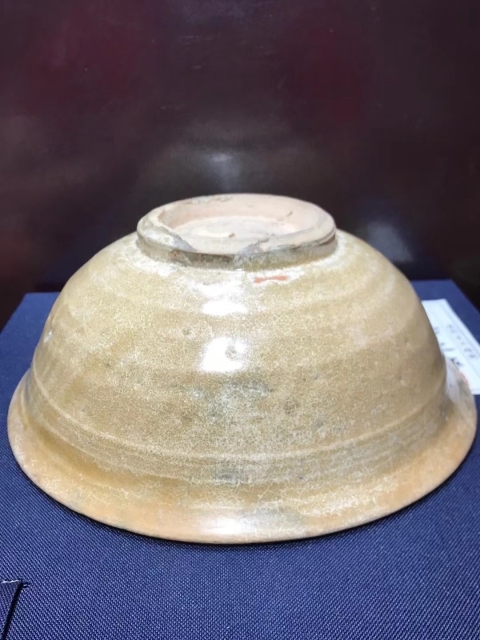 古玩陶瓷宋龍泉刻花紋碗拍賣,當前價格2200元