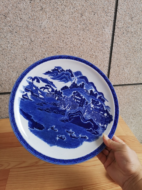 古玩陶瓷六十至八十年代青花盤拍賣，當(dāng)前價(jià)格399元