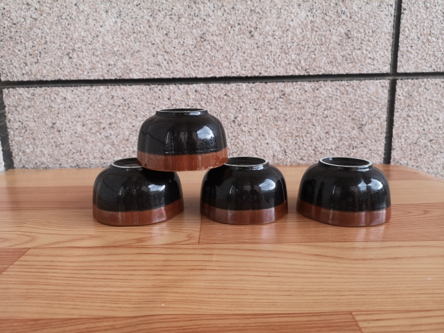 古玩陶瓷八十年代紫金釉黑釉杯拍賣，當前價格260元