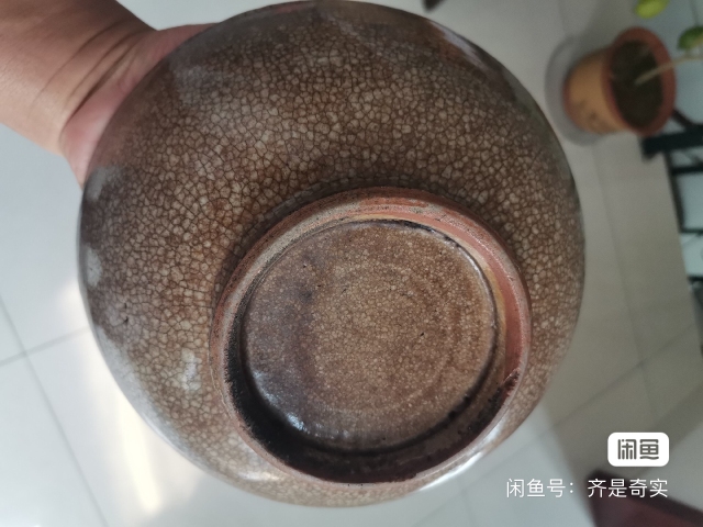 古玩陶瓷清中乾隆時期哥釉大碗拍賣,當前價格9800元