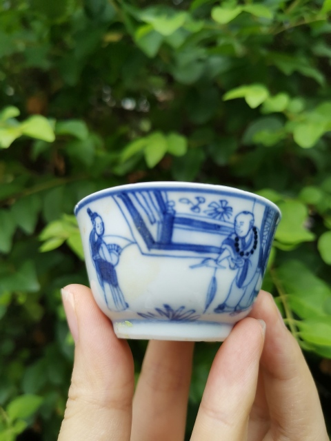 古玩陶瓷SJ-106】清康熙 青花西廂記佛殿相逢故事圖杯拍賣,當(dāng)前價(jià)格12000元