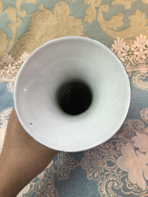 古玩陶瓷粉彩花鳥紋撇口瓶拍賣，當(dāng)前價格3366元