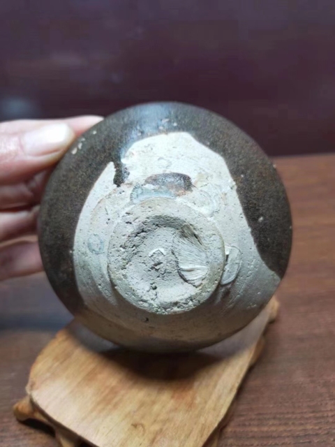 古玩陶瓷黑釉茶盞拍賣，當前價格1800元