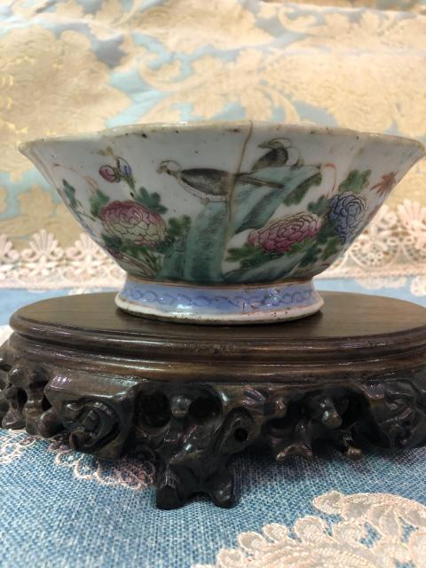 古玩陶瓷【晚清】粉彩花鳥紋花口貢碗拍賣，當前價格3600元
