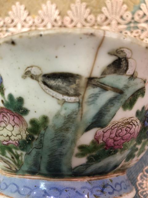 古玩陶瓷【晚清】粉彩花鳥紋花口貢碗拍賣，當前價格3600元