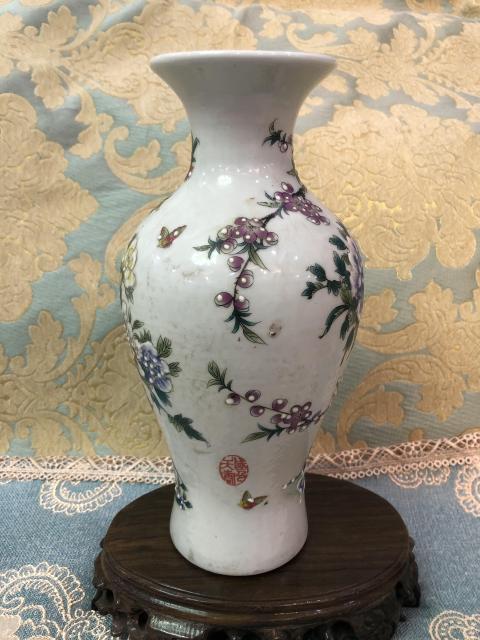 古玩陶瓷【雍正】粉彩鳳戲牡丹紋撇口瓶拍賣,當前價格2669元