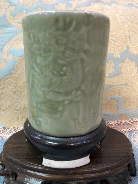 古玩陶瓷冬青釉龍紋筆筒拍賣,當(dāng)前價(jià)格1188元