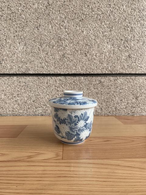古玩陶瓷六十至八十年代花卉紋蓋杯拍賣，當前價格160元