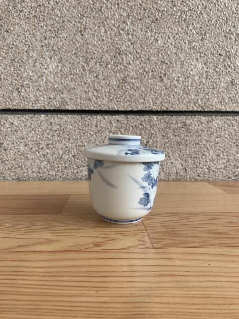 古玩陶瓷六十至八十年代花卉紋蓋杯拍賣，當前價格160元