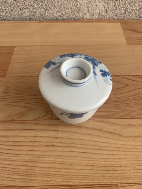 古玩陶瓷六十至八十年代花卉紋蓋杯拍賣，當前價格160元