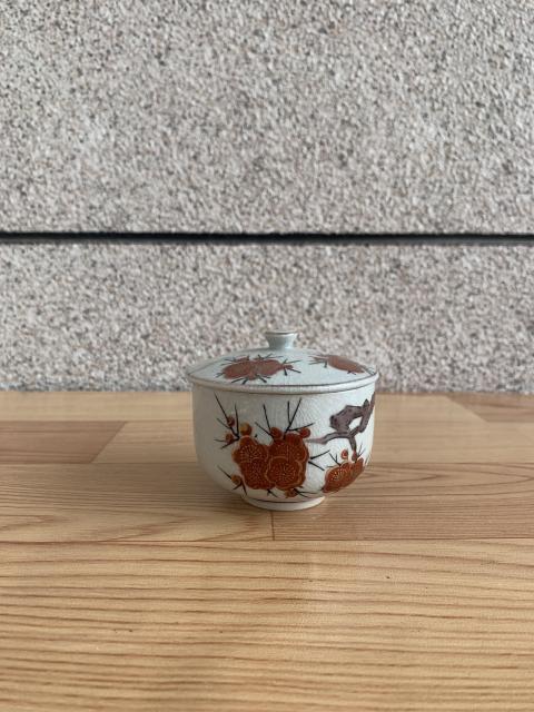 古玩陶瓷六十至八十年代花卉紋蓋杯拍賣,當前價格220元