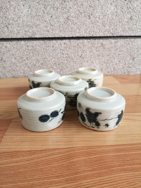 古玩陶瓷六十至八十年代花卉紋杯拍賣，當(dāng)前價格260元