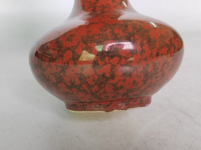 古玩陶瓷紅釉瓶拍賣,當前價格130元