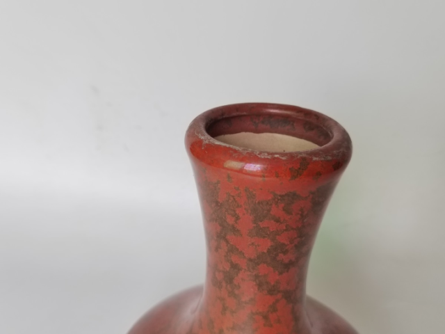 古玩陶瓷紅釉瓶拍賣,當前價格130元
