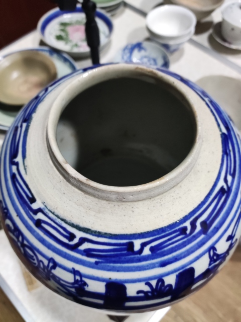 古玩陶瓷清代道光至咸豐纏枝花囍字紋青花蓋罐拍賣，當(dāng)前價格388元