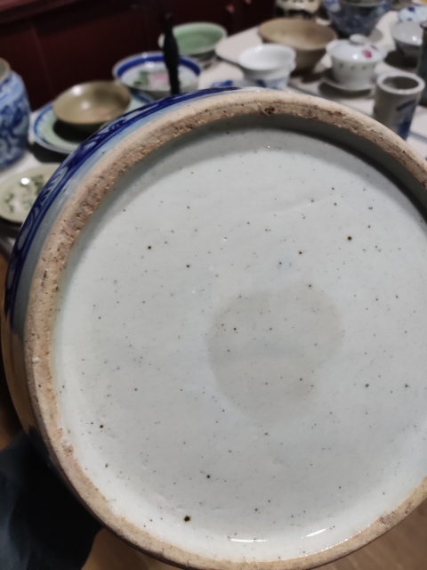 古玩陶瓷清代道光至咸豐纏枝花囍字紋青花蓋罐拍賣，當(dāng)前價格388元