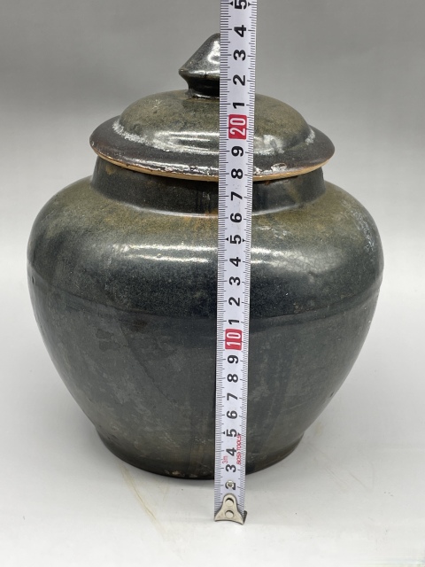 古玩陶瓷褐釉蓋罐拍賣,當前價格199元