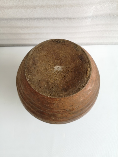 古玩陶瓷明代褐釉瓶拍賣,當(dāng)前價格850元