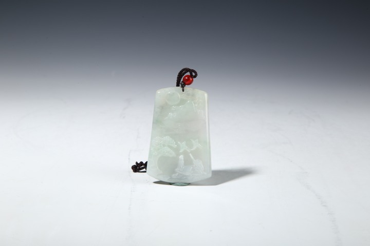 古玩玉器翡翠山水牌拍賣，當前價格800元